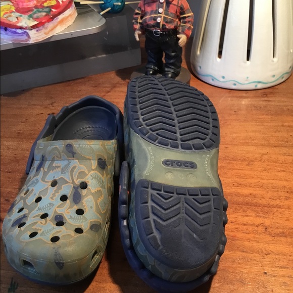 ❤️SOLD❤️ Crocs Summer Shoes🌊 - Picture 2 of 4